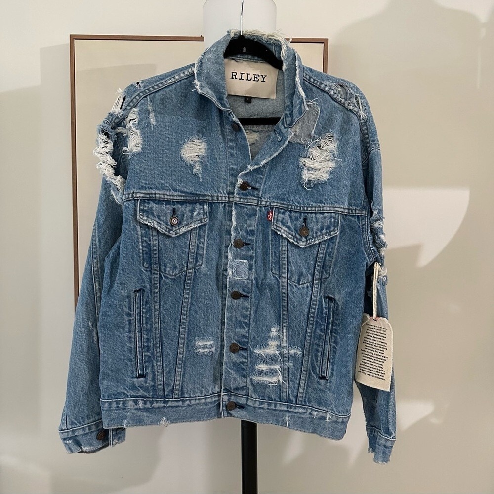 NWT Riley Distressed‎ Denim jacket L